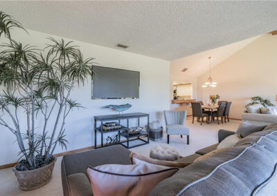 Bardmoor Home-Living Room