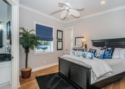 Hesperides Home-Second bedroom
