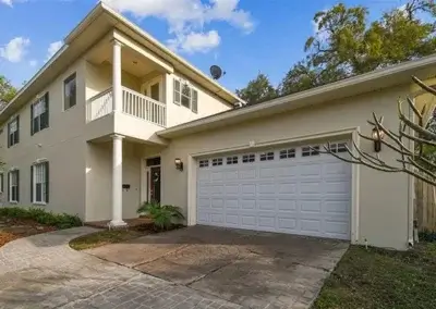Lime Door Décor Tampa - Tennessee Avenue Home Staging