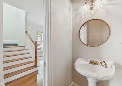 Lime Door Décor Tampa - Tennessee Avenue Home Staging