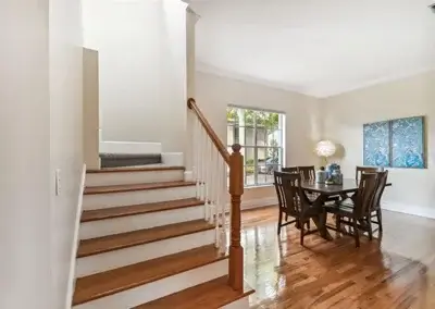 Lime Door Décor Tampa - Tennessee Avenue Home Staging