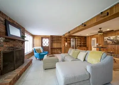 Seabreeze Family Room Staging