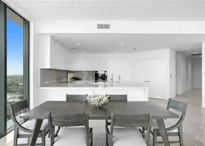 Dining into Kitchen