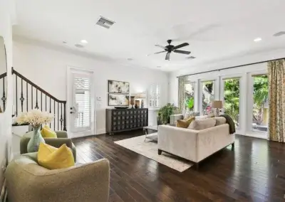 Chesapeake Avenue Family Room
